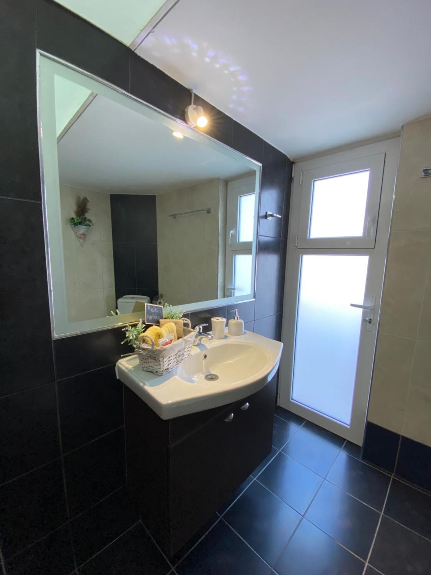 Family'S Home Trikala Exterior photo